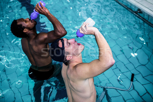 соответствовать мужчин Велоспорт бассейна отдыха центр Сток-фото © wavebreak_media