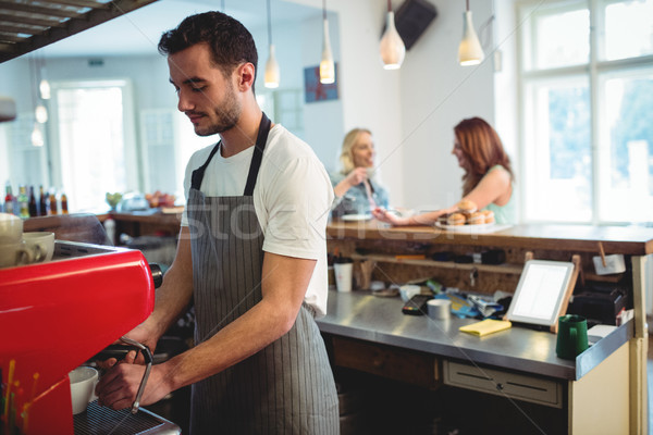 Foto d'archivio: Barista · espresso · coffee · shop · giovani · maschio · caffè