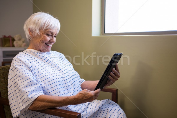 Idős beteg digitális tabletta videó chat Stock fotó © wavebreak_media