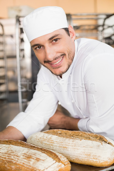 Stockfoto: Gelukkig · bakker · dienblad · vers · brood