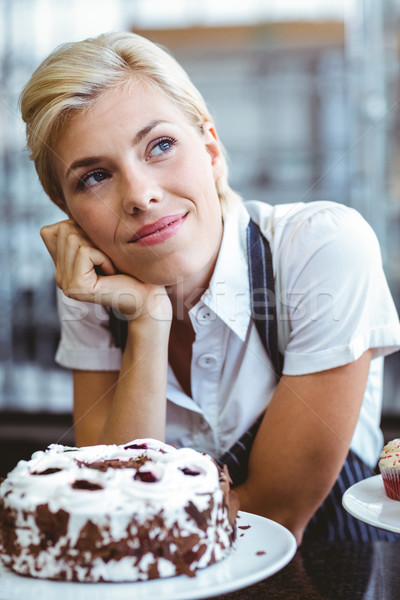 Stockfoto: Gelukkig · mooie · vrouw · plaat · cake · business · voedsel