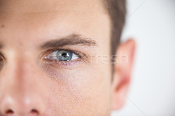 Uomo indossare lenti a contatto primo piano occhi felice Foto d'archivio © wavebreak_media