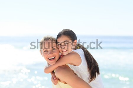 Foto d'archivio: Madre · figlia · piggyback · spiaggia · donna · ragazza