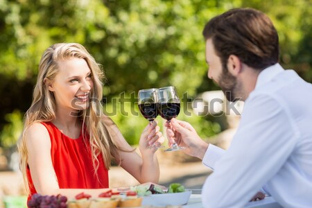 Deux amis souriant Rechercher autre bras [[stock_photo]] © wavebreak_media