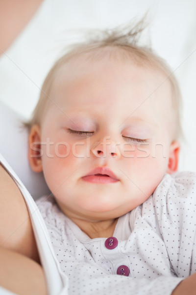 [[stock_photo]]: Belle · bébé · dormir · bras · mère