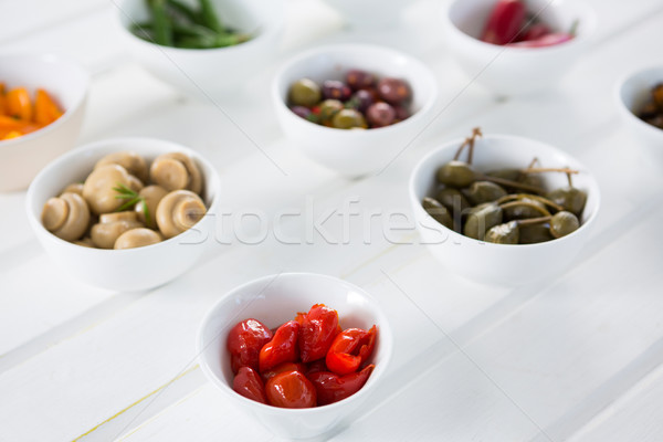 Gemarineerd olijven groenten witte voedsel vruchten Stockfoto © wavebreak_media