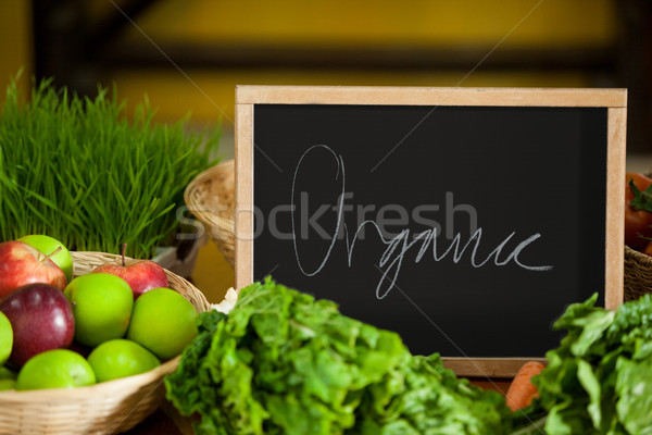 Organic cuvant supermarket măr fruct Imagine de stoc © wavebreak_media