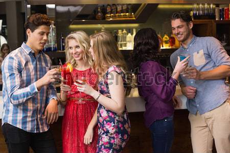 笑みを浮かべて 友達 飲料 ビール 一緒に バー ストックフォト © wavebreak_media