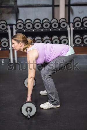 Jovem musculação treinamento pesos crossfit ginásio Foto stock © wavebreak_media