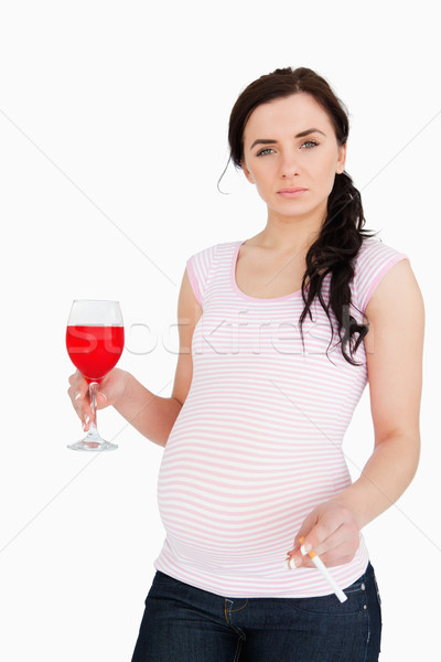 Terhes fiatal nő tart alkoholos ital cigaretta fehér Stock fotó © wavebreak_media