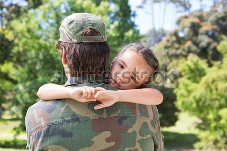 Père en fils campagne homme heureux garçon [[stock_photo]] © wavebreak_media