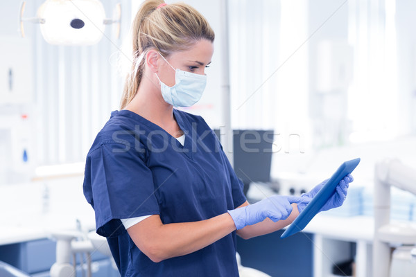 Fogorvos maszk kék cserjék tabletta fogászati Stock fotó © wavebreak_media