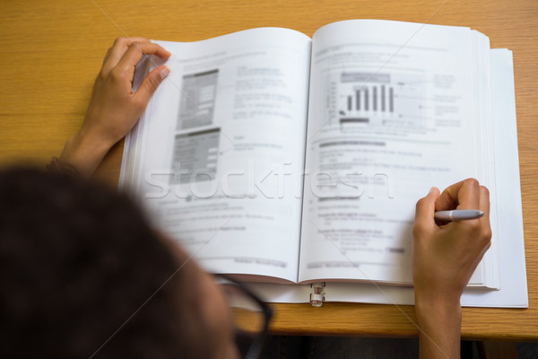 Diák ül könyvtár ír egyetem iskola Stock fotó © wavebreak_media