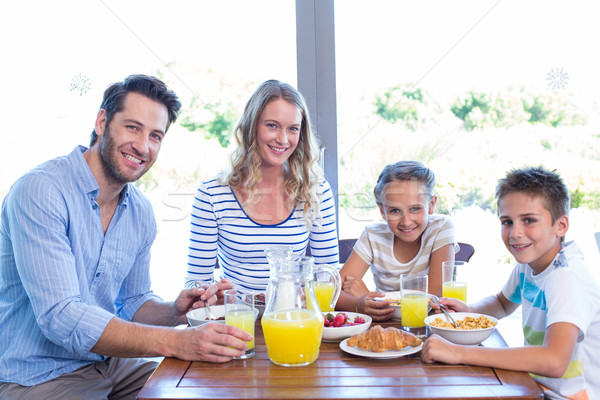 Stockfoto: Gelukkig · gezin · ontbijt · samen · home · keuken · huis
