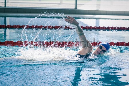 Passen Mann Schwimmen Schwimmbad Wasser glücklich Stock foto © wavebreak_media