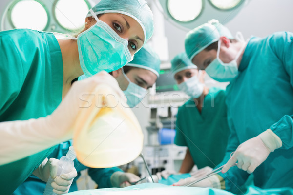 Anestezie masca spital monitoriza femeie Imagine de stoc © wavebreak_media