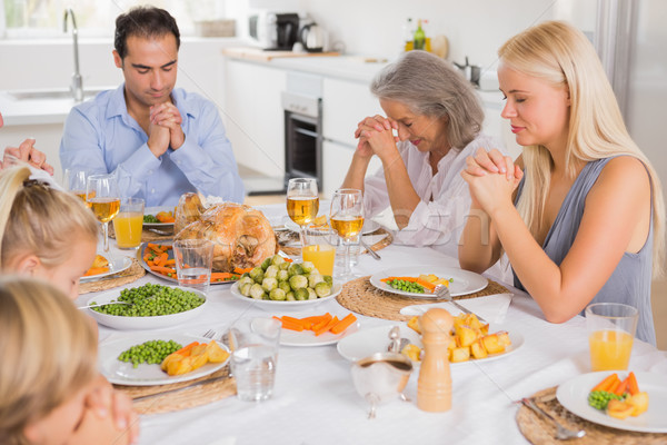 Familie beten Abendessen Danksagung Mann Kind Stock foto © wavebreak_media