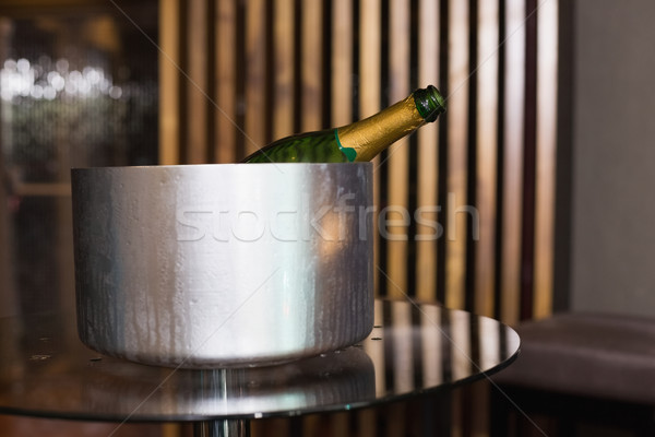 Champagne ghiaccio secchio bar bere Foto d'archivio © wavebreak_media