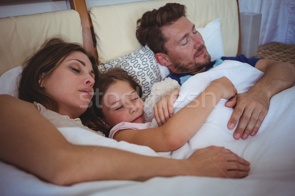 Familie schlafen Bett home Liebe Mann Stock foto © wavebreak_media