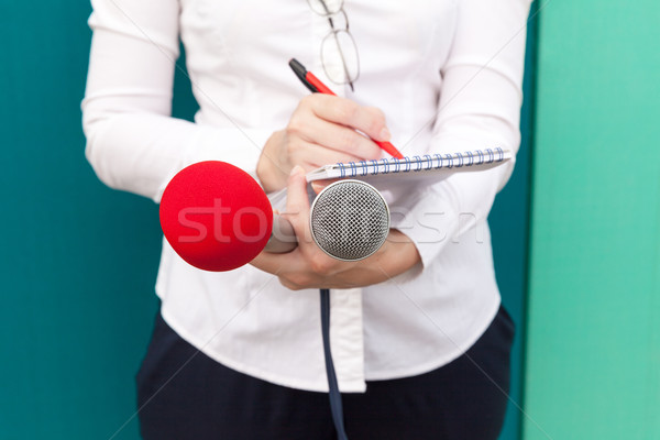 Dziennikarz mediów przypadku wiadomości konferencji kobiet Zdjęcia stock © wellphoto