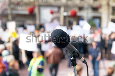 Protest öffentlichen Demonstration Mikrofon Schwerpunkt verschwommen Stock foto © wellphoto