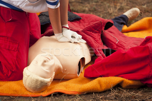 Prim ajutor paramedic inimă medicină ştiinţă Imagine de stoc © wellphoto