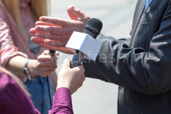 Medya görüşme gazeteci işadamı politikacı Stok fotoğraf © wellphoto