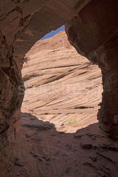 Tunnel woestijn canyon natuur afstandsbediening parcours Stockfoto © wildnerdpix