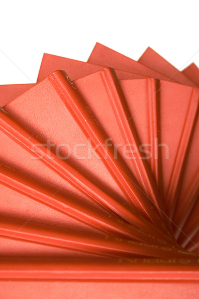 Foto stock: Escada · sucesso · vermelho · livros · isolado