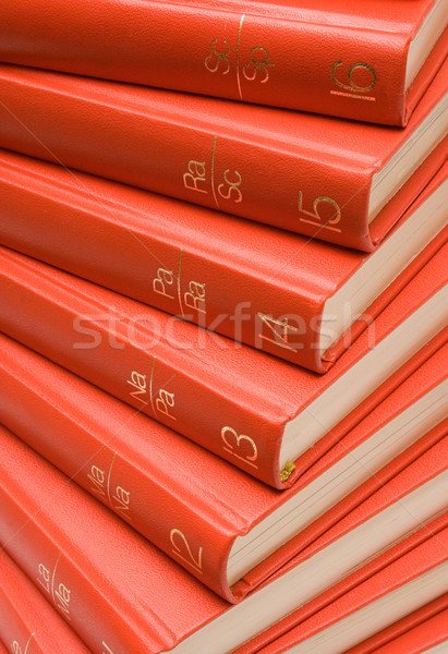 Foto stock: Rojo · libros · papel