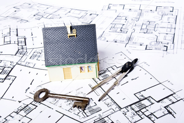 [[stock_photo]]: Plans · maison · vieux · clé · travaux · maison