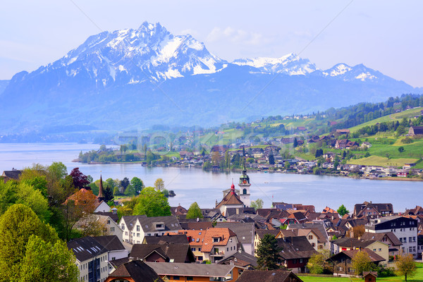 Foto stock: Pequeño · ciudad · lago · montana · Suiza