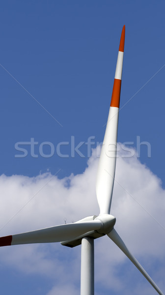 Windturbine witte bewolkt hemel Blauw industrie Stockfoto © Ximinez