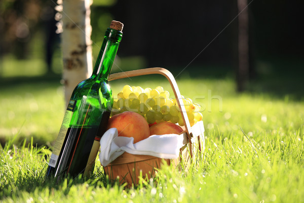 Wine and fruits Stock photo © Yaruta