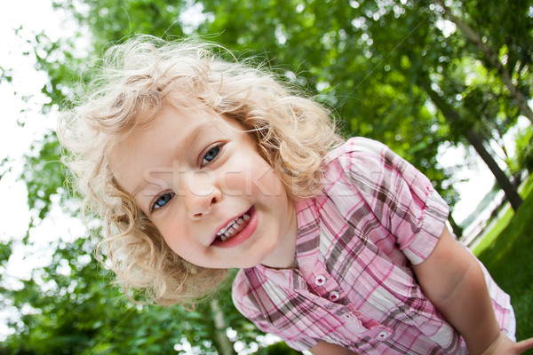 Portrait souriant enfant vue permanent [[stock_photo]] © Yaruta