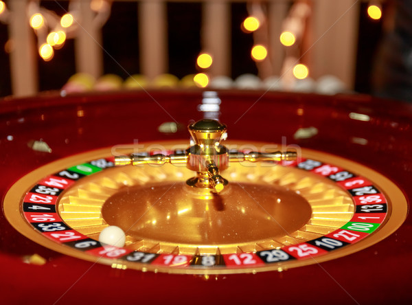 Roulette tavola casino palla gioco d'azzardo macchina Foto d'archivio © yhelfman