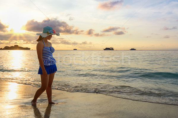 Stockfoto: Meisje · strand · eiland · Thailand · Blauw · zwempak