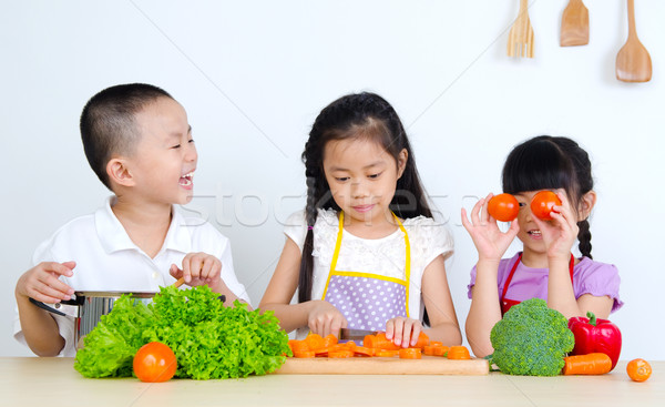 ストックフォト: アジア · 子供 · 料理 · 健康的な食事 · 少女