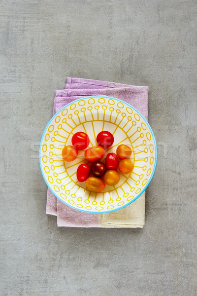 Tomaten Schüssel frischen farbenreich Licht Kopie Raum Stock foto © YuliyaGontar