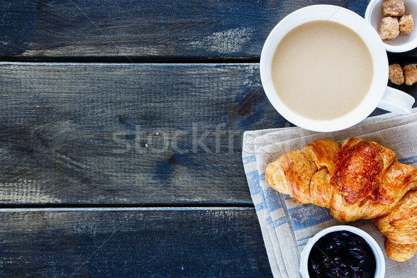 Cornetto caffè vecchio tavolo da cucina colazione set Foto d'archivio © YuliyaGontar