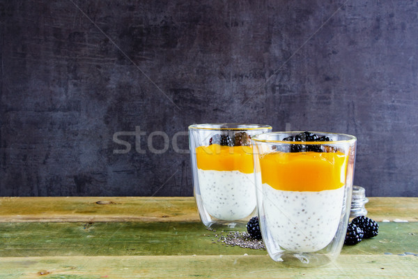 Yoghurt pudding gezonde ontbijt voorbereiding Stockfoto © YuliyaGontar