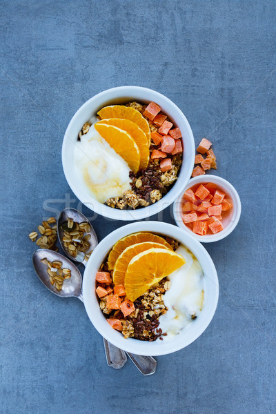 Stok fotoğraf: Kahvaltı · yoğurt · çanaklar · vejetaryen · lezzetli · granola