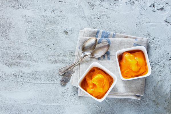 Mango ijs top eigengemaakt sorbet Stockfoto © YuliyaGontar