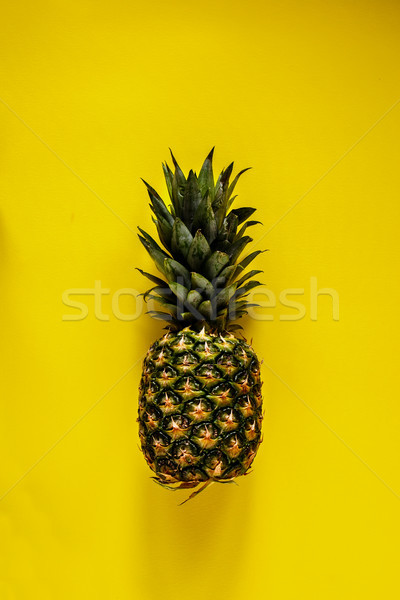 Trópusi gyümölcs ananász citromsárga fölött hasznos természetes Stock fotó © YuliyaGontar