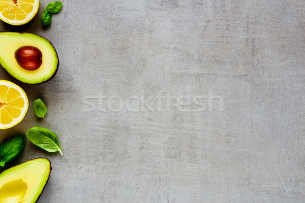 Stok fotoğraf: Avokado · limon · fesleğen · ışık · organik · gıda · çerçeve