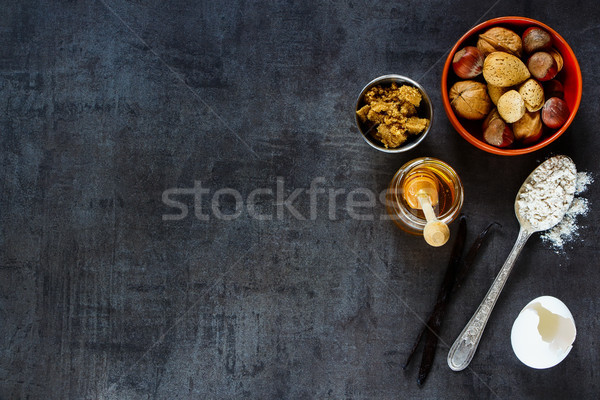 Ingrediënten geheel meel oude metaal Stockfoto © YuliyaGontar