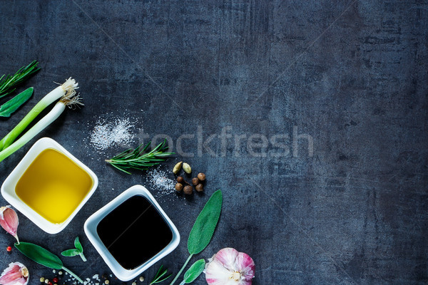 Gyógynövények fűszer étel olívaolaj ecet tengeri só Stock fotó © YuliyaGontar
