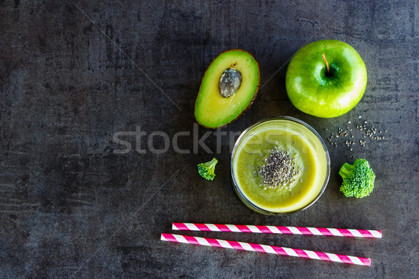 Fraîches smoothie vert verre ingrédients concrètes [[stock_photo]] © YuliyaGontar