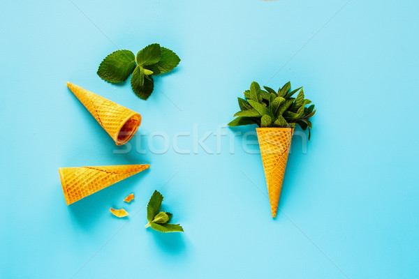 Cone de quadro doce waffle fresco Foto stock © YuliyaGontar