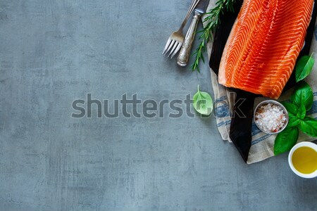 świeże łososia filet surowy aromatyczny zioła Zdjęcia stock © YuliyaGontar